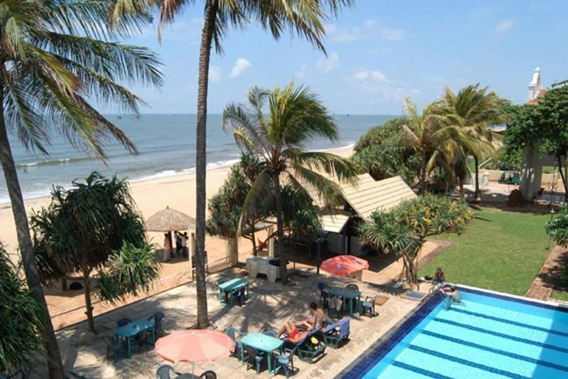 Hotel Sunset Beach Негомбо Удобства фото