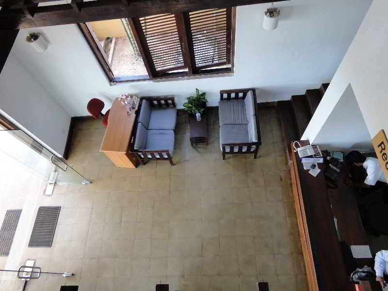 Hotel Sunset Beach Негомбо Экстерьер фото